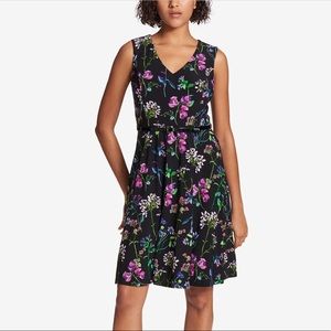 TOMMY HILFIGER Floral dress